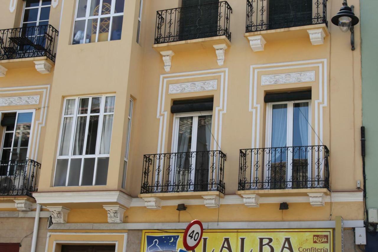 Apartamento Ollerias مالقة الغرفة الصورة